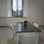 Happy House *